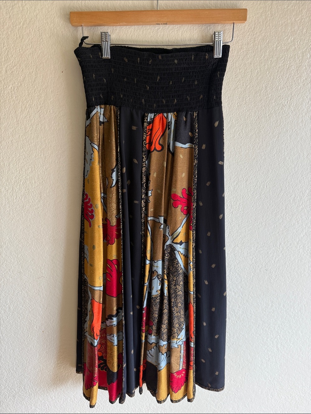 Jeanne Marc Black and Gold Vertical Panel Maxi Skirt - Elastic Waist Maxi
